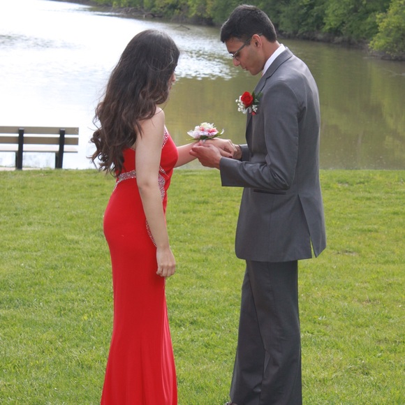 Prom/Formal Dress - Picture 4 of 6